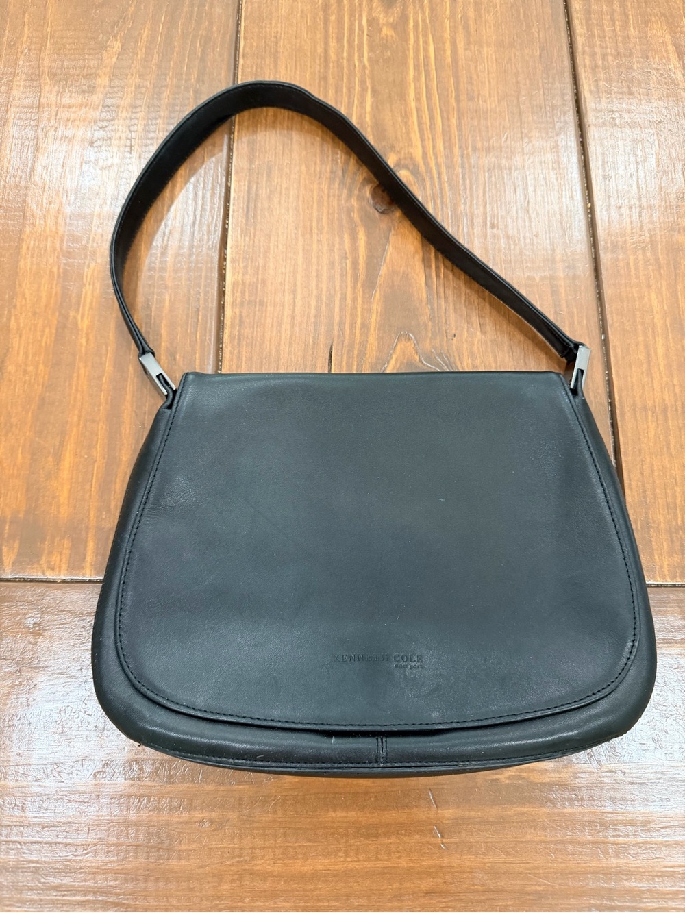 Kenneth Cole Classic Black Leather Shoulder Bag